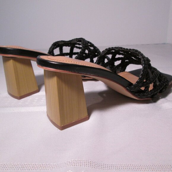 Journee Evvie Sandal Black Weave Sz 6 NIB - Picture 7 of 8